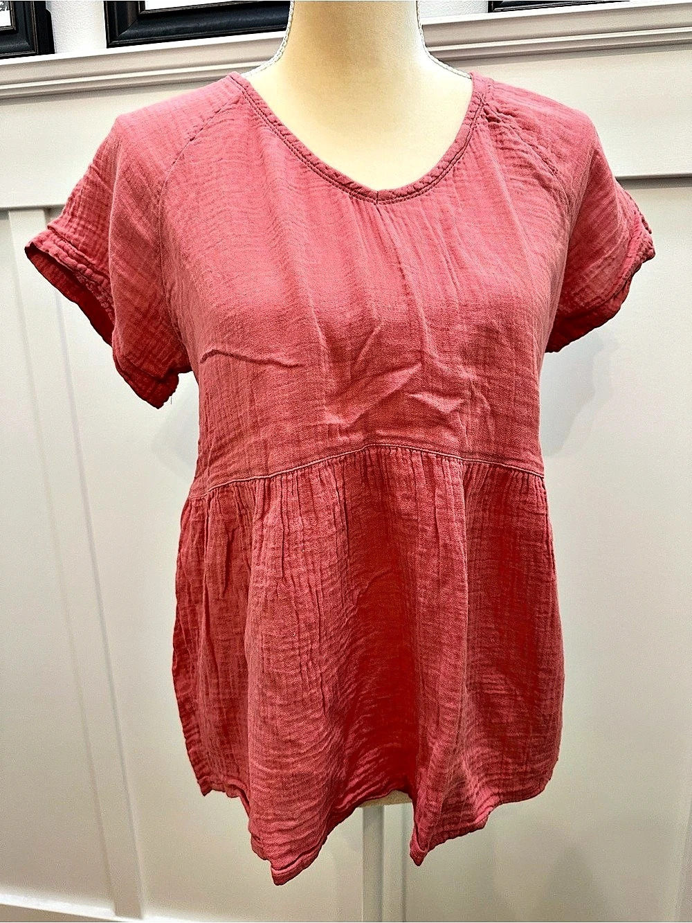 Maurices Short Sleeve Gauze Tunic Pink/Coral Size Medium Excellent Babydoll
